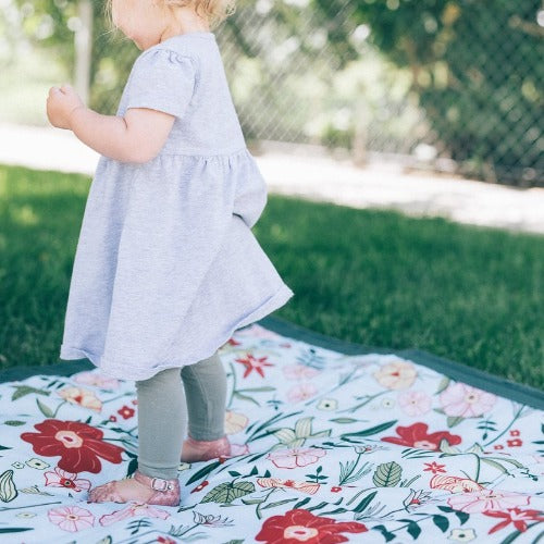Little Unicorn - Outdoor Picnic Blanket
