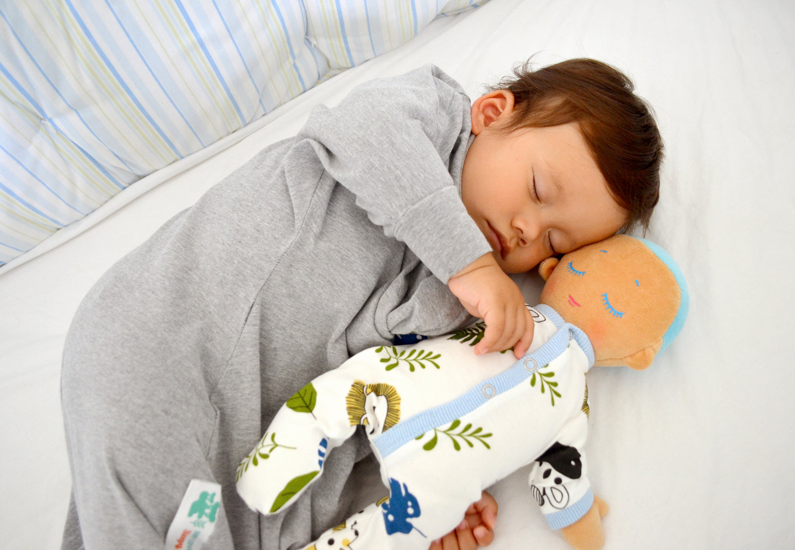 Baby Milestones to Expect During the First Year