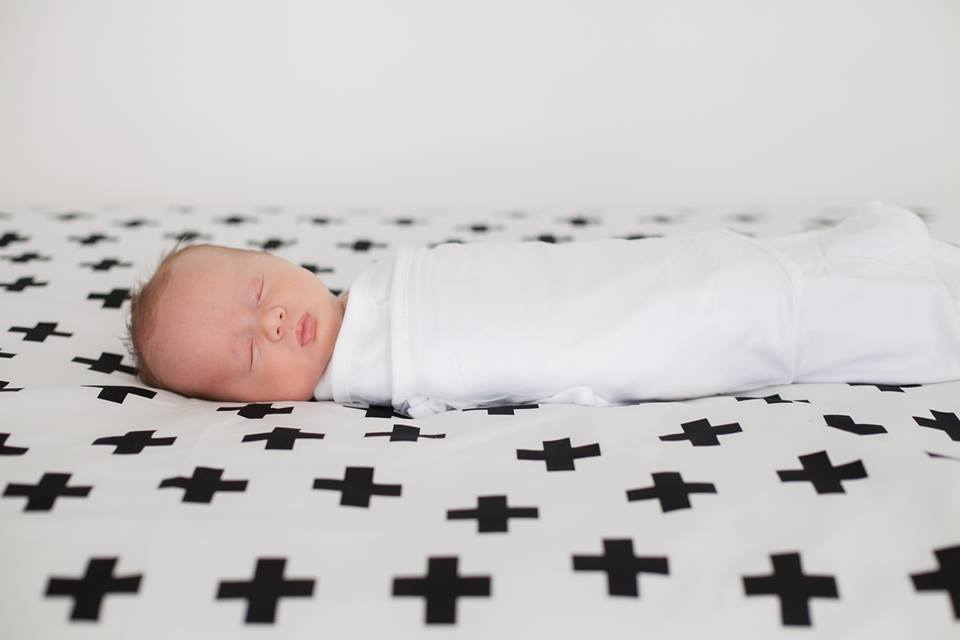 Calming a Crying Baby Using Dr Harvey Karp’s 5 S’s