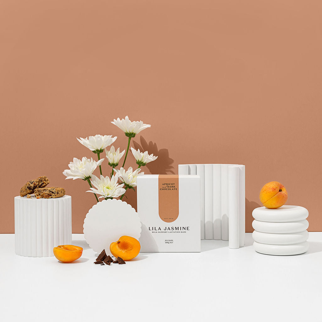 Lila Jasmine - Lactation Bars - Apricot & Chocolate