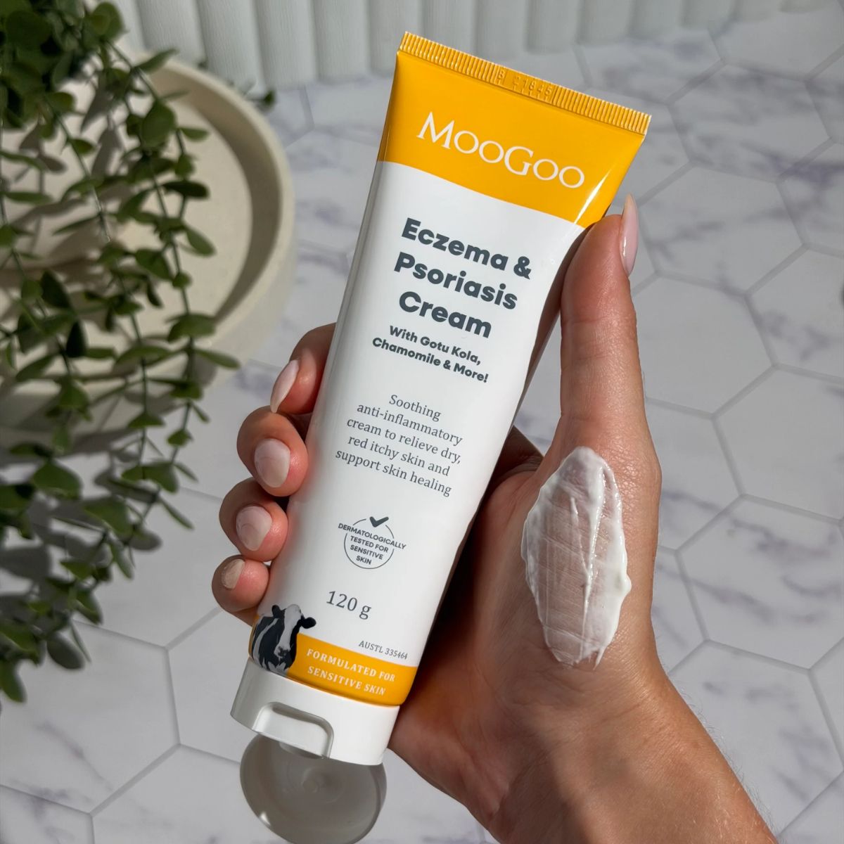 MooGoo - Eczema & Psoriasis Cream with Gotu Kola, Chamomile & More