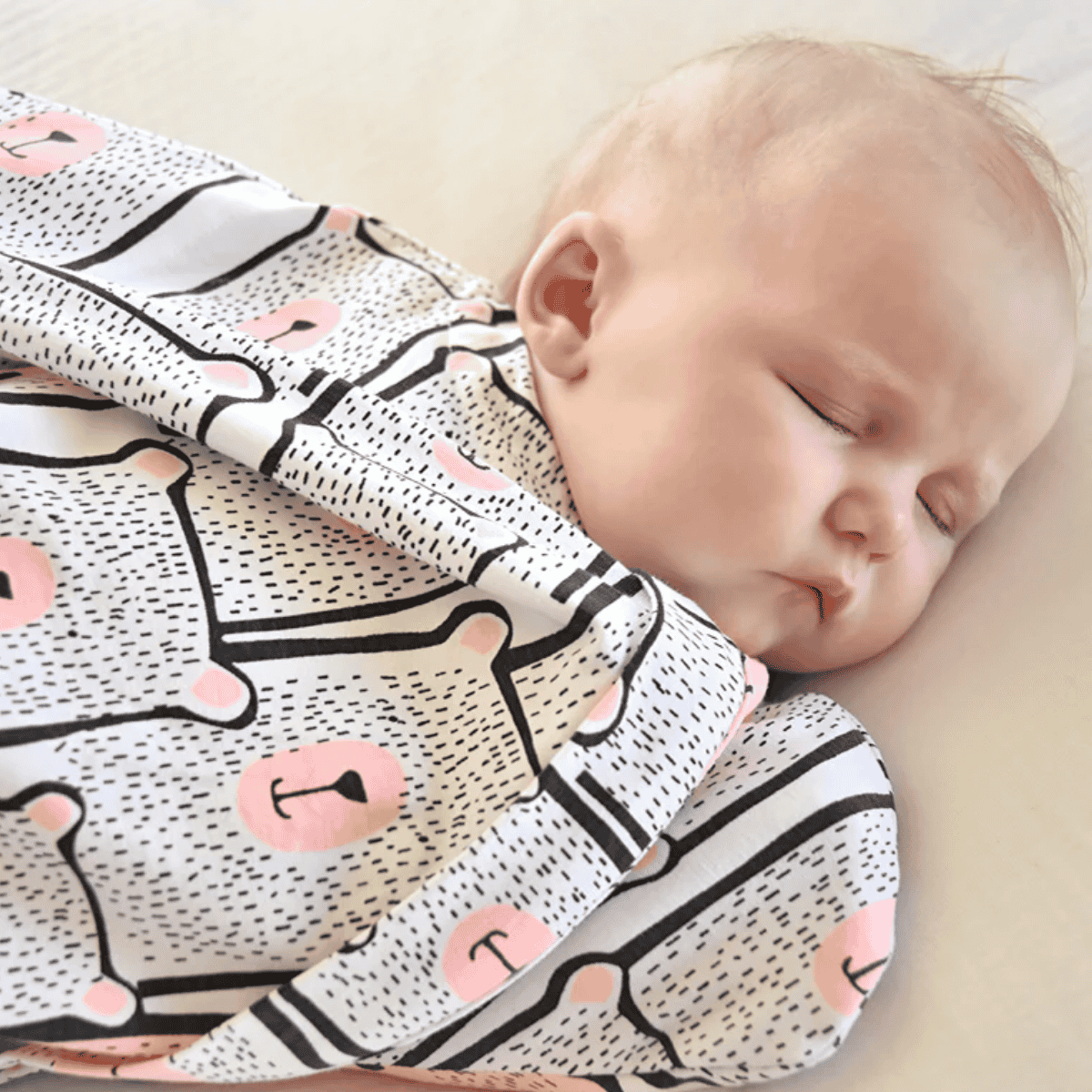 Baby Loves Sleep - Sleepy Hugs Original Sleeping Bag