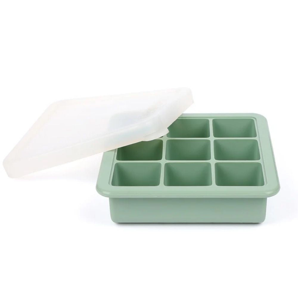 The Haakaa Freezer Tray is made of 100% silicone and is perfect for freezing baby food, breast milk, or ice cubes. Dishwasher &amp; microwave safe. Pea Green colour