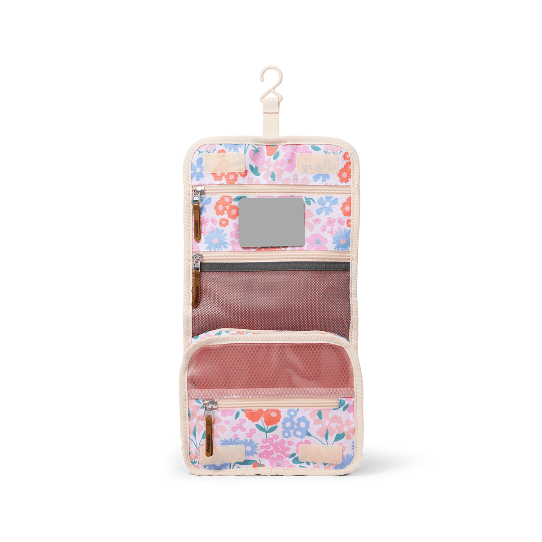 Crywolf - Hanging Toiletry Bag