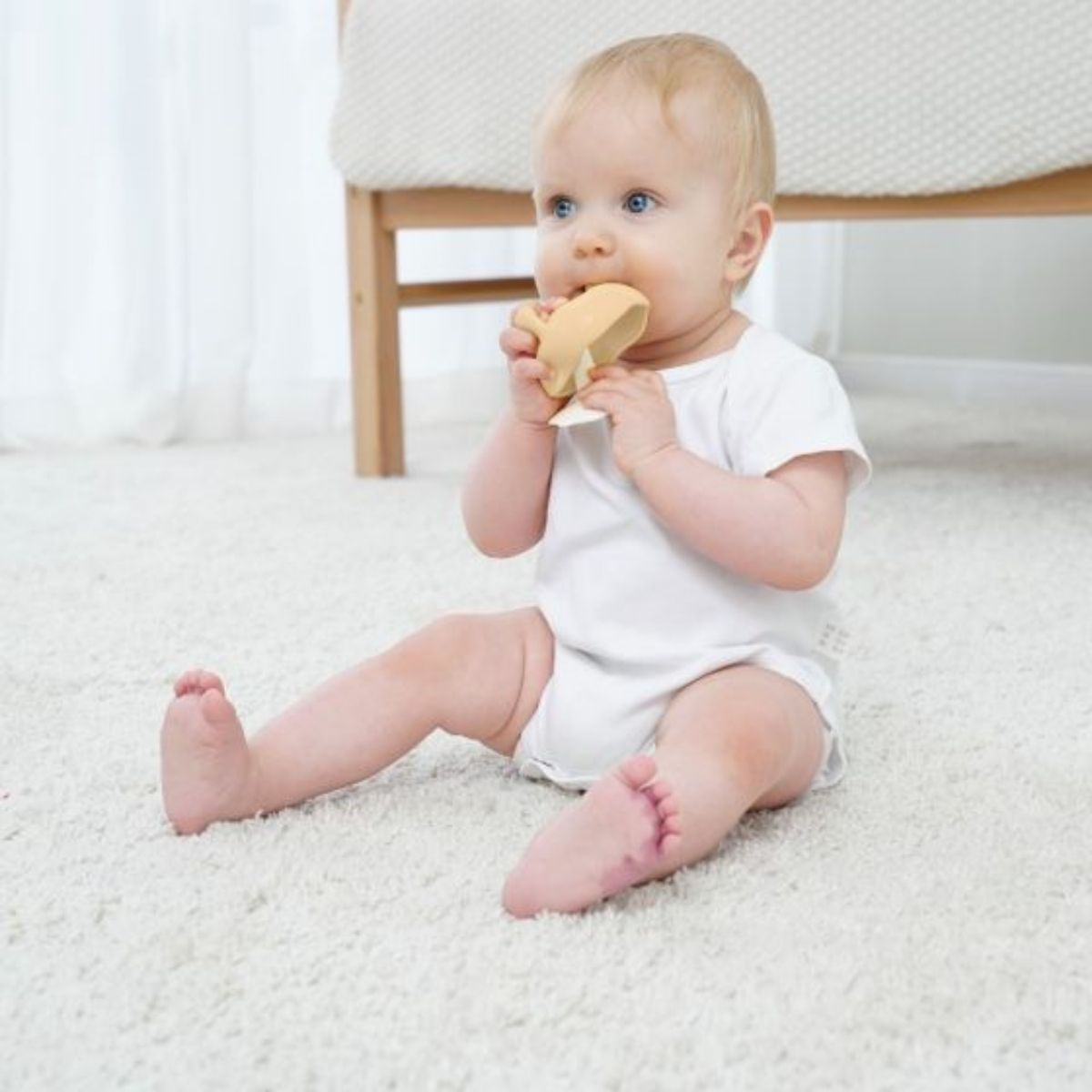 Mombella - Soothing Mushroom Teether